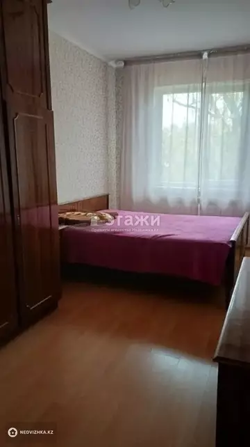 3-комнатная квартира, этаж 4 из 4, 60 м², на длительный срок