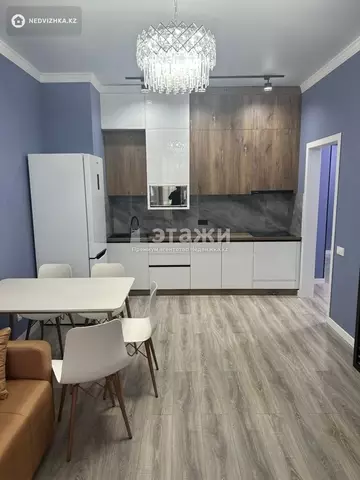 3-комнатная квартира, этаж 9 из 16, 80 м², на длительный срок