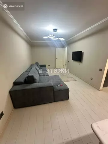 3-комнатная квартира, этаж 1 из 4, 62 м², на длительный срок