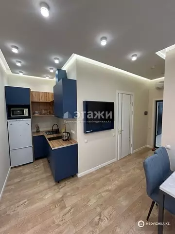 2-комнатная квартира, этаж 9 из 16, 48 м², на длительный срок