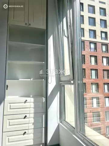 2-комнатная квартира, этаж 8 из 16, 50 м², на длительный срок