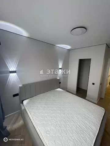 2-комнатная квартира, этаж 10 из 15, 55 м², на длительный срок