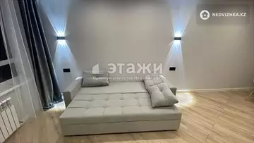 2-комнатная квартира, этаж 10 из 15, 55 м², на длительный срок