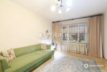 3-комнатная квартира, этаж 3 из 5, 57 м²