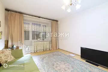 3-комнатная квартира, этаж 3 из 5, 57 м²