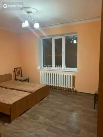 1-комнатная квартира, этаж 4 из 14, 37 м²
