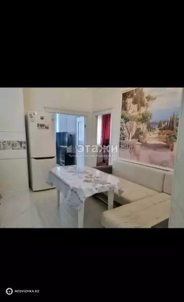 2-комнатная квартира, этаж 10 из 18, 58 м²