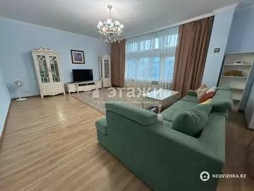 3-комнатная квартира, этаж 2 из 23, 137 м²
