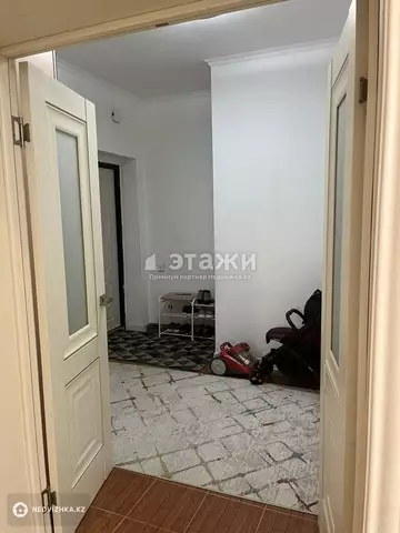 100 м², 3-комнатная квартира, этаж 2 из 24, 100 м², изображение - 2