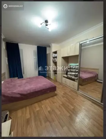 2-комнатная квартира, этаж 18 из 18, 64 м²