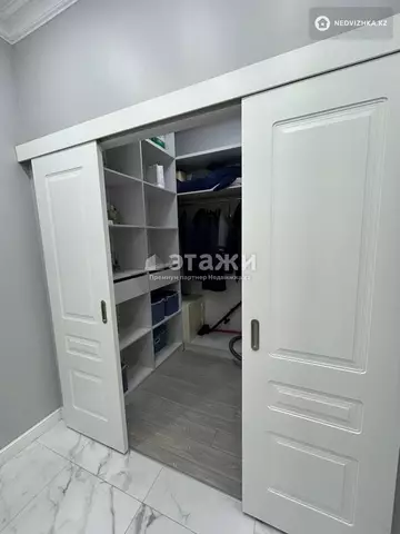 3-комнатная квартира, этаж 2 из 9, 99 м²