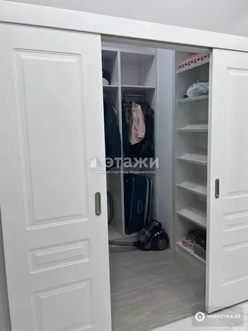3-комнатная квартира, этаж 2 из 9, 99 м²