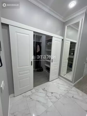 3-комнатная квартира, этаж 2 из 9, 99 м²