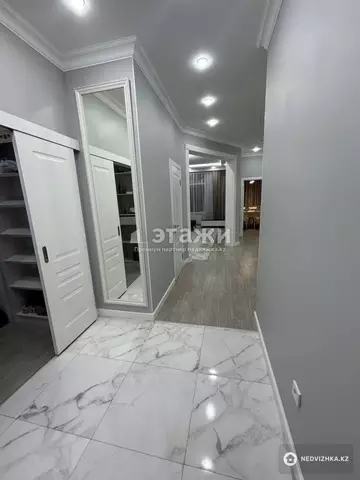 3-комнатная квартира, этаж 2 из 9, 99 м²