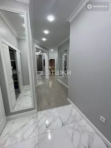 3-комнатная квартира, этаж 2 из 9, 99 м²