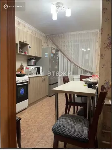 2-комнатная квартира, этаж 2 из 6, 60 м²