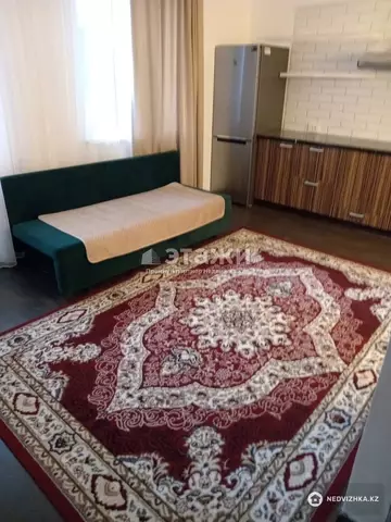 2-комнатная квартира, этаж 2 из 12, 39 м²