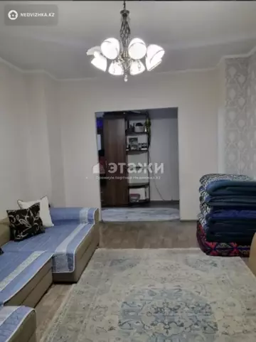 3-комнатная квартира, этаж 3 из 18, 80 м²
