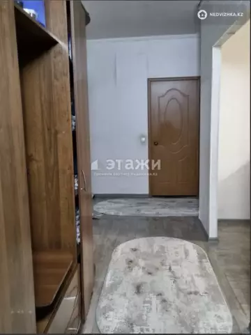 3-комнатная квартира, этаж 3 из 18, 80 м²