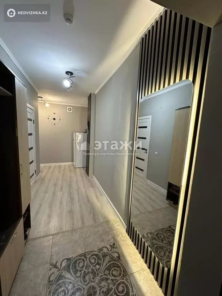 68.1 м², 3-комнатная квартира, этаж 4 из 10, 68 м², изображение - 1