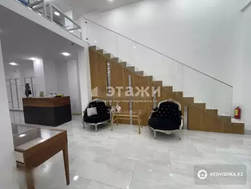 Офисное помещение, этаж 1 из 8, 200 м²