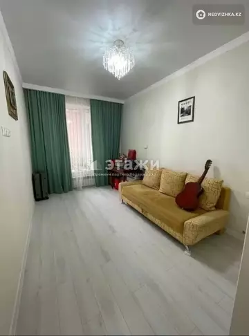 3-комнатная квартира, этаж 4 из 12, 73 м²
