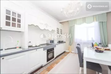 4-комнатная квартира, этаж 5 из 6, 170 м²