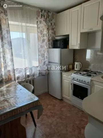1-комнатная квартира, этаж 2 из 4, 30 м²