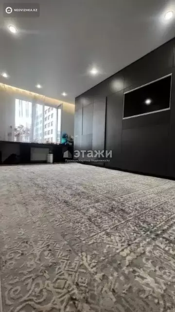 2-комнатная квартира, этаж 11 из 14, 65 м²