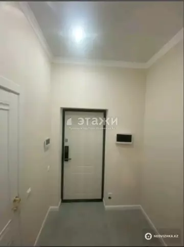 1-комнатная квартира, этаж 3 из 12, 39 м²