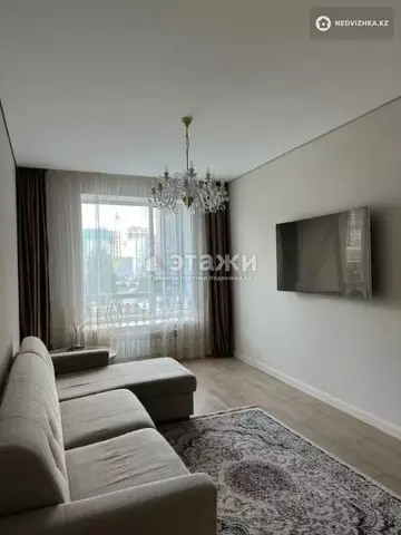 2-комнатная квартира, этаж 2 из 12, 61 м²