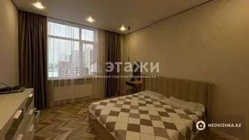 4-комнатная квартира, этаж 12 из 15, 100 м²