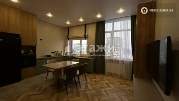 4-комнатная квартира, этаж 12 из 15, 100 м²