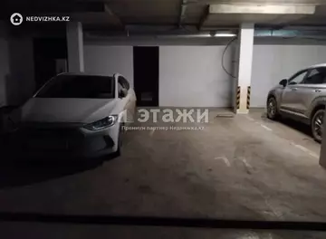 4-комнатная квартира, этаж 2 из 10, 104 м²