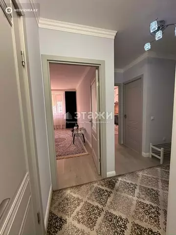 2-комнатная квартира, этаж 4 из 5, 52 м²