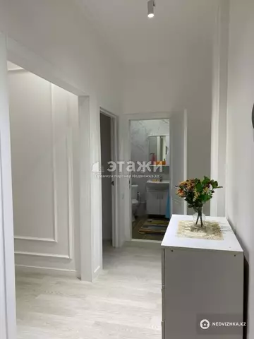 1-комнатная квартира, этаж 3 из 12, 38 м²