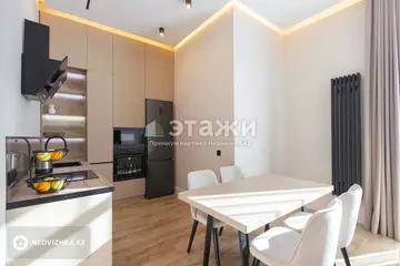 2-комнатная квартира, этаж 8 из 10, 50 м²