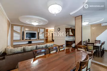 4-комнатная квартира, этаж 4 из 39, 165 м²