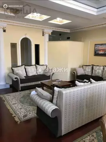 193 м², 4-комнатная квартира, этаж 3 из 5, 193 м², изображение - 0