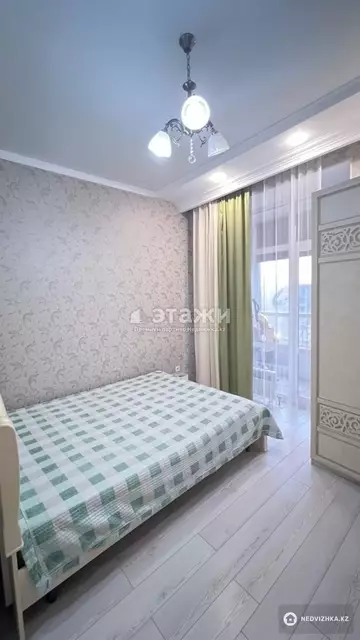 2-комнатная квартира, этаж 8 из 9, 56 м²