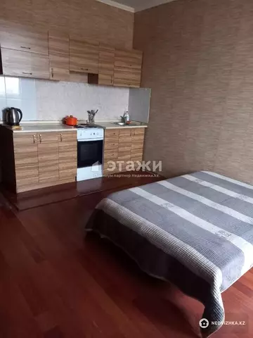 1-комнатная квартира, этаж 15 из 15, 30 м²