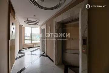 4-комнатная квартира, этаж 8 из 9, 129 м²