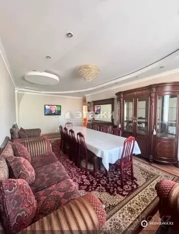 3-комнатная квартира, этаж 10 из 14, 94 м²