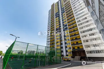 1-комнатная квартира, этаж 20 из 25, 50 м²