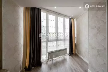 3-комнатная квартира, этаж 4 из 7, 98 м²