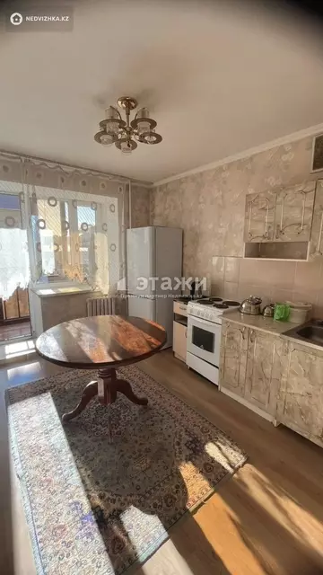 1-комнатная квартира, этаж 4 из 6, 36 м²