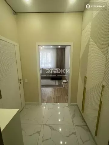2-комнатная квартира, этаж 4 из 9, 50 м²