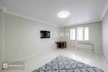 2-комнатная квартира, этаж 11 из 13, 82 м²