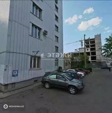 3-комнатная квартира, этаж 7 из 9, 159 м²