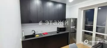 1-комнатная квартира, этаж 11 из 15, 37 м²